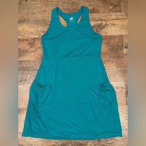 Eastern Mountain Sports Fully Lined Turquoise Sleeveless Dress with Pockets